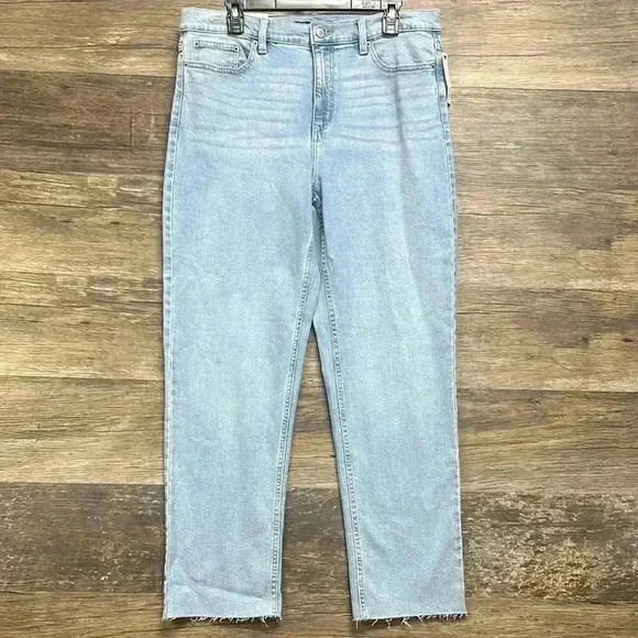Calvin Klein Light Wash Vintage Straight High Rise Leg Womens Jeans Size 12 - Picture 1 of 12